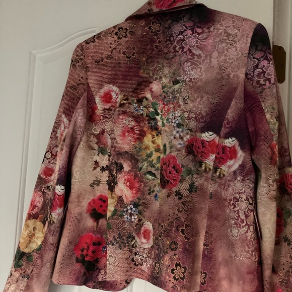 Multi color jacket - Picture 2 of 3